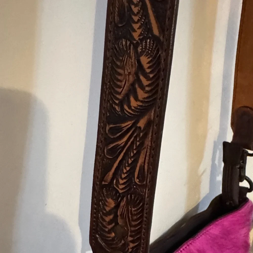 American Darling Fushia Hair on Cowhide Fringe Crossbody -Made in the USA - Picture 4 of 7